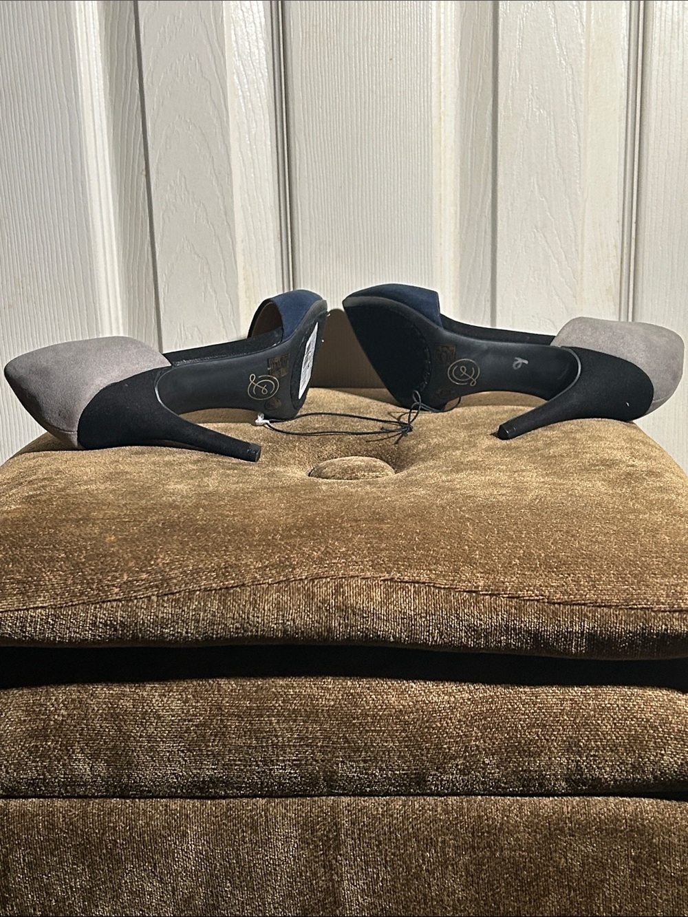Chinese Laundry Navy and Gray Z-Stella D'Orsay Colorblock Pointed Toe Heels - Picture 4 of 6